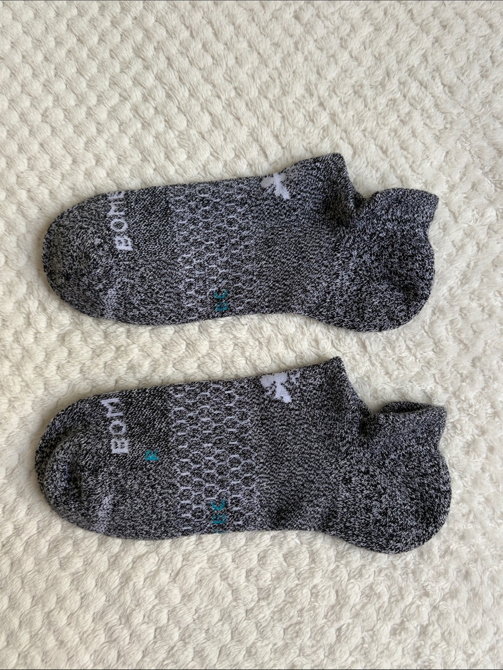 NWOT Bombas Women's All Sport Ankle Socks - Charcoal - Medium